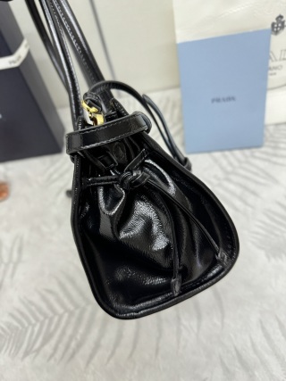 Replica Prada Black Leather bag - high-accuracy replica luxury purse