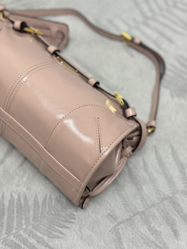 Replica Prada Pink Leather Handbag - realistic designer-inspired fake bag