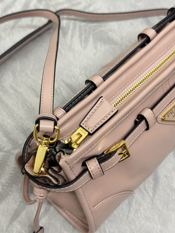 Replica Prada Pink Leather Handbag - realistic designer-inspired fake bag