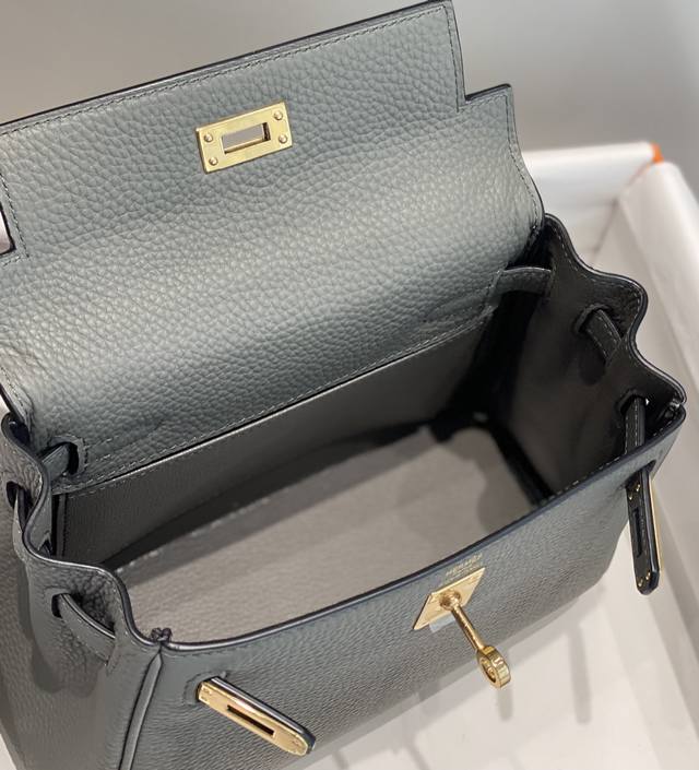 Replica Hermes Kelly Mini Cumulonimbus Gray - authentic-look luxury purse replica