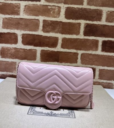 Replica Gucci Matelassé Mini Pink - realistic designer-inspired fake bag