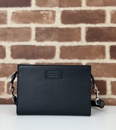 Replica Gucci Pouch Black - high-accuracy replica luxury purse