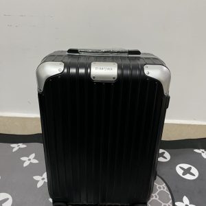 Replica Rimowa Hybrid Suitcase - top-rated replica designer bag