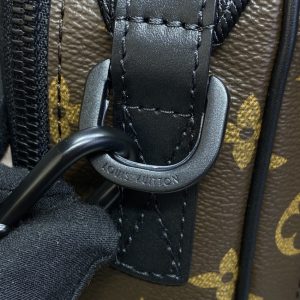 Replica Louis Vuitton Quest Messenger - top-rated replica designer bag