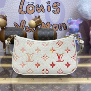 Replica Louis Vuitton Easy Pouch Orange - ultra-realistic fake designer tote