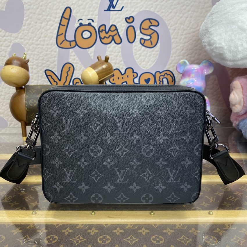 Replica Louis Vuitton Trio Messenger Grey - near-authentic luxury replica handbag