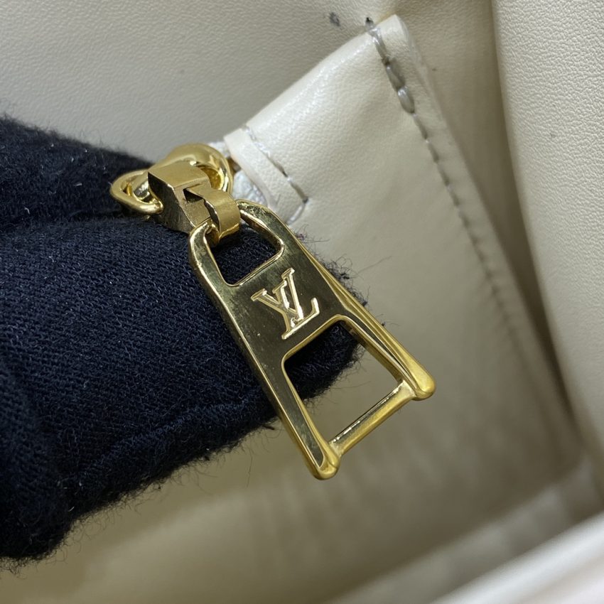 Replica Louis Vuitton Twist White - top-tier luxury replica shoulder bag