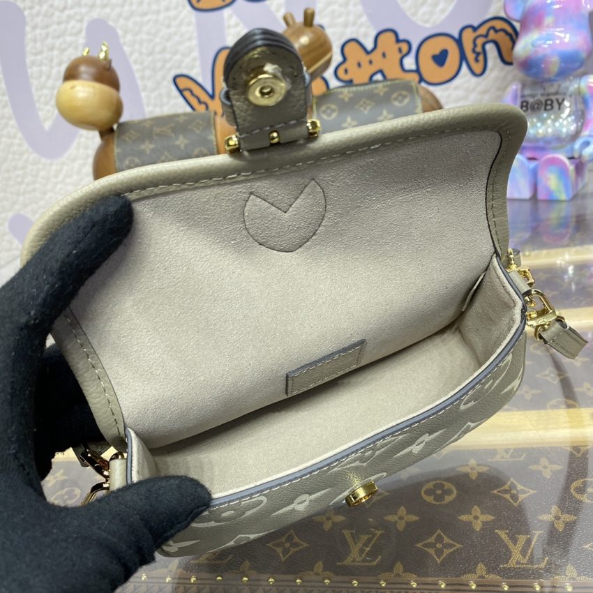 Replica Louis Vuitton Nano Diane Beige - ultra-realistic fake designer tote