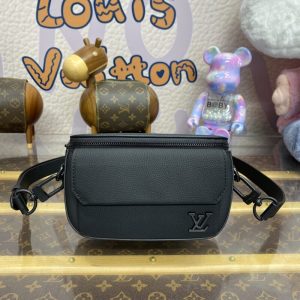 Replica Louis Vuitton Pilot Wearable Wallet Black - near-authentic luxury replica handbag