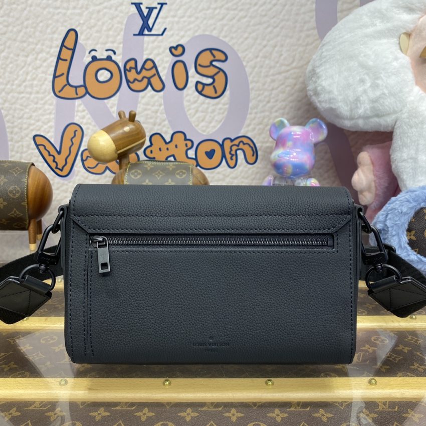 Replica Louis Vuitton Takeoff Messenger Black - best quality luxury bag dupe