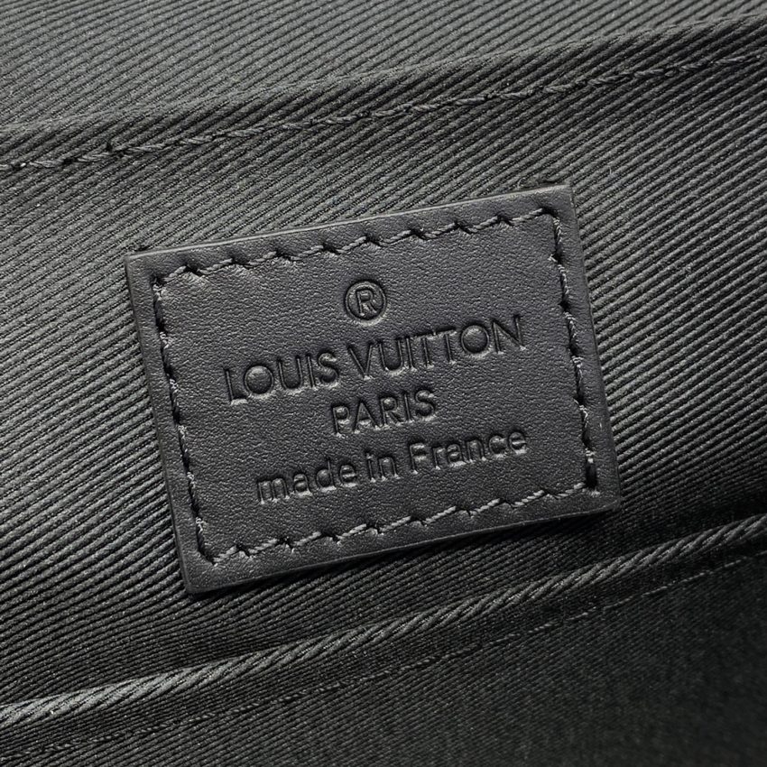 Replica Louis Vuitton Takeoff Messenger Black - high-accuracy replica luxury purse