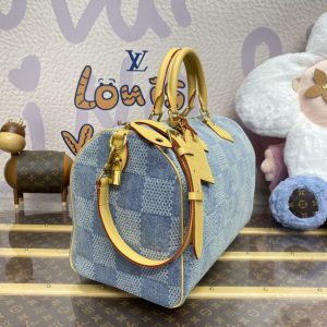 Replica Louis Vuitton Speedy Bandouliere 40 - authentic-look luxury purse replica