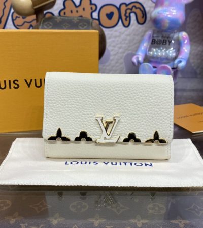 Replica Loius Vuitton Capucines Compact Wallet White - best-selling designer handbag dupe