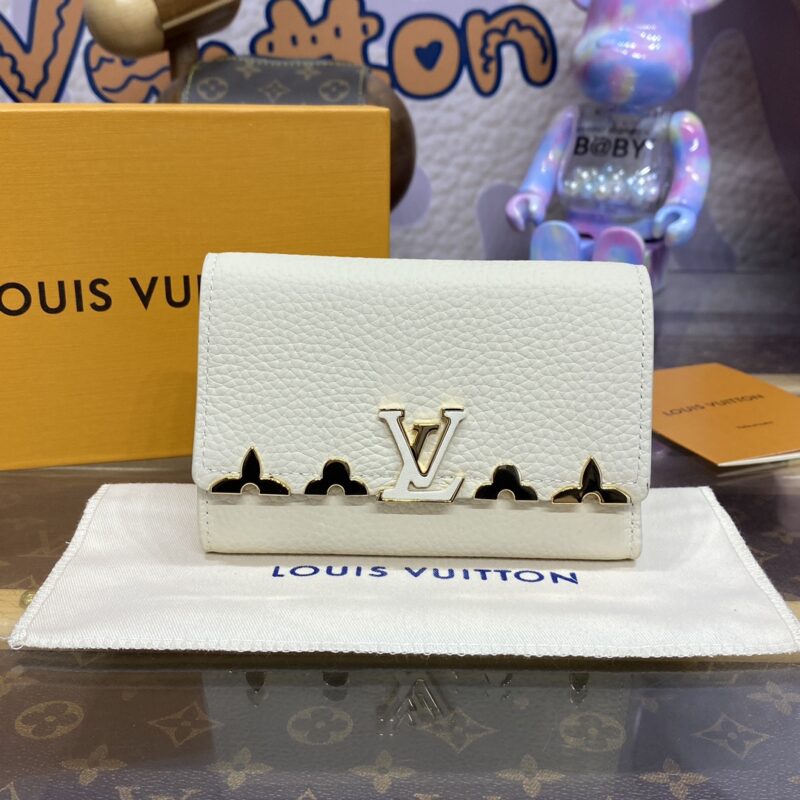 Replica Loius Vuitton Capucines Compact Wallet White - best-selling designer handbag dupe