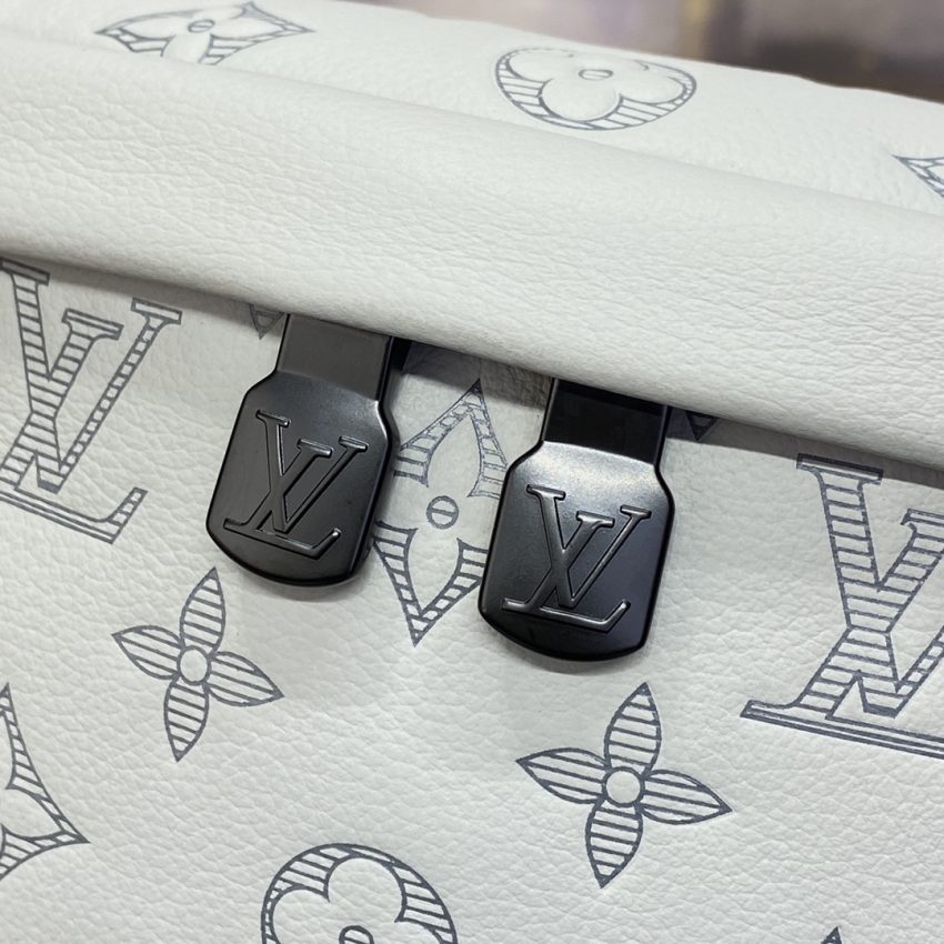 Replica Louis Vuitton Bumbag Discovery Grey - 1:1 designer replica handbag