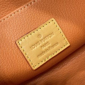 Replica Louis Vuitton Pochette Cosmétique Orange - ultra-realistic fake designer tote
