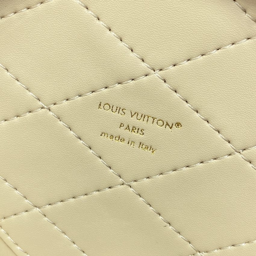 Replica Louis Vuitton Scott - ultra-realistic fake designer tote