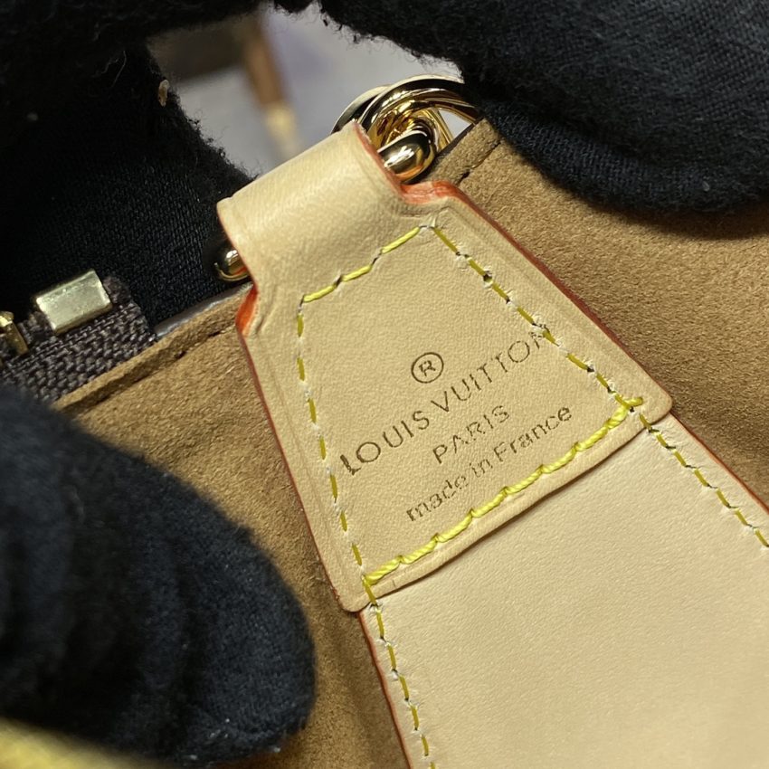 Replica Louis Vuitton Tirette - realistic designer-inspired fake bag