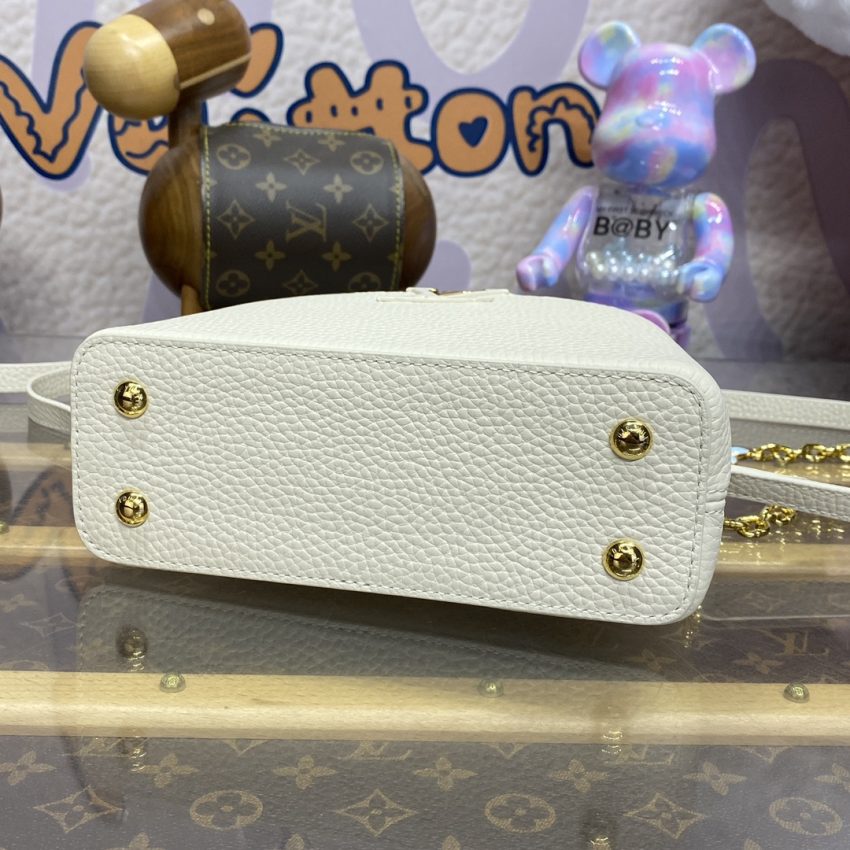 Replica Loius Vuitton Capucines Beige Blue - top-tier luxury replica shoulder bag