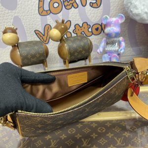 Replica Louis Vuitton Pochette Accessoires Bag - top-tier luxury replica shoulder bag