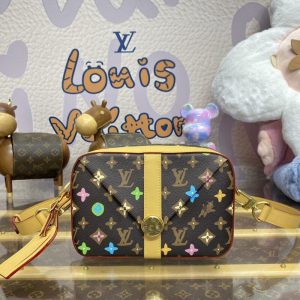 Replica Louis Vuitton Envelope Messenger Bag - ultra-realistic fake designer tote