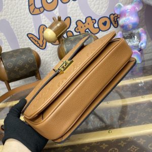 Replica Louis Vuitton Pochette Metis Brown - realistic designer-inspired fake bag