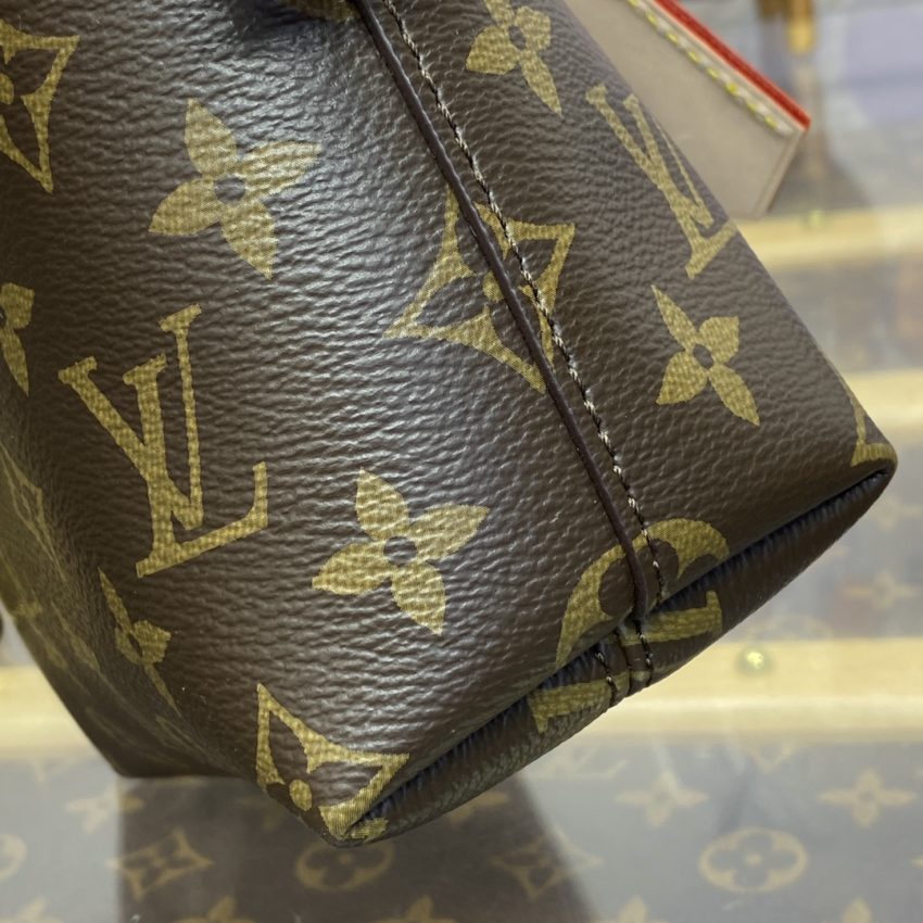 Replica Louis Vuitton Lockit BB - premium 1:1 fake handbag model