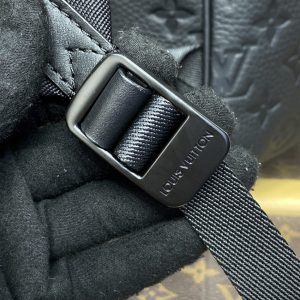 Replica Louis Vuitton Montsouris Black - authentic-look luxury purse replica