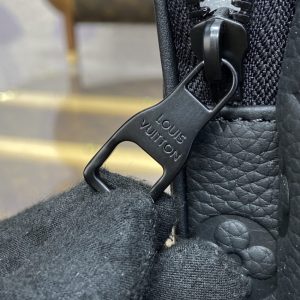 Replica Louis Vuitton Montsouris Black - realistic designer-inspired fake bag