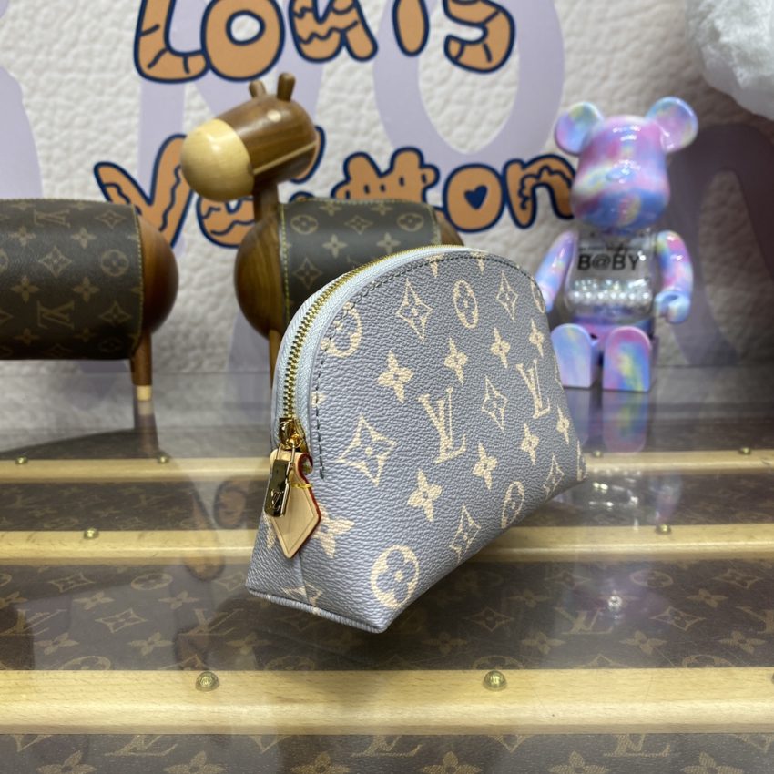 Replica Louis Vuitton Pochette Cosmétique Grey - realistic designer-inspired fake bag