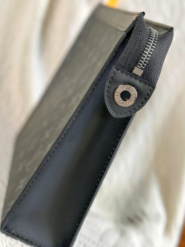 Replica Louis Vuitton Pochette Voyage Black - near-authentic luxury replica handbag