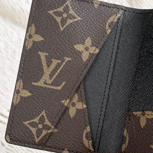 Replica Louis Vuitton Pocket Organiser Brown - realistic designer-inspired fake bag
