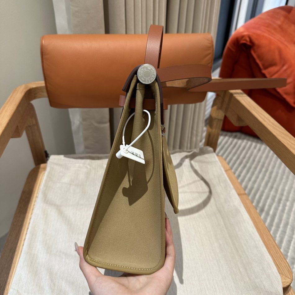 Replica Hermes Herbag 31cm Brown Canvas - realistic designer-inspired fake bag