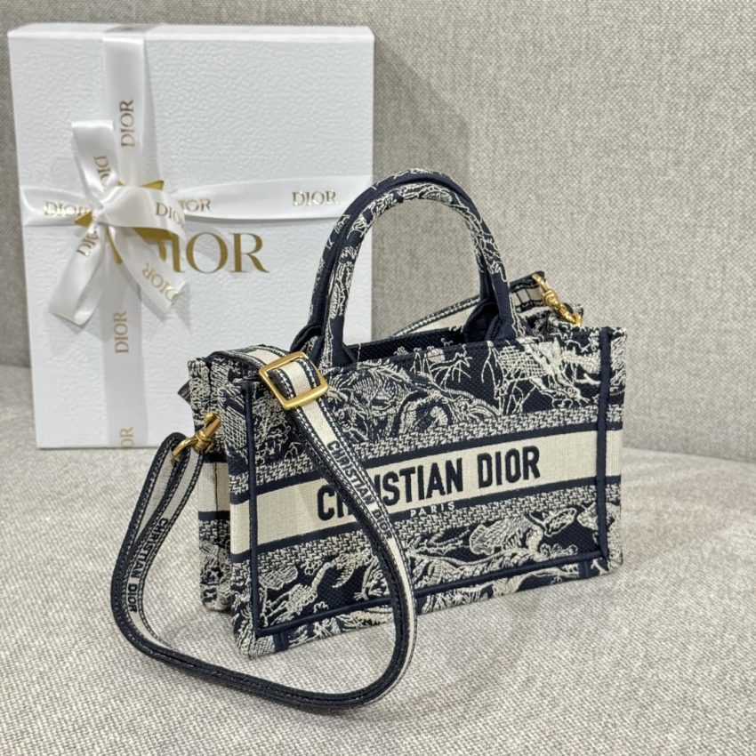 Replica Dior Tote Book Mini Tiger - top-tier luxury replica shoulder bag