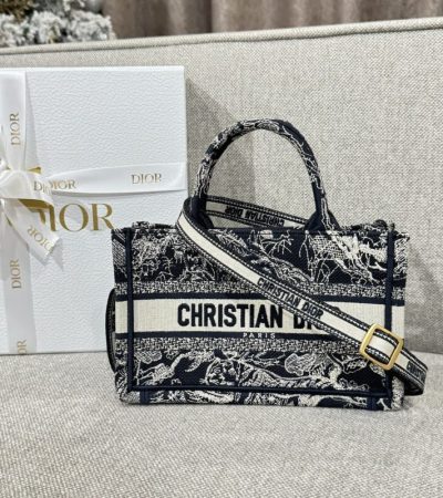 Replica Dior Tote Book Mini Tiger - high-end fake designer purse