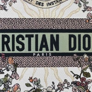 Replica Dior Tote Book Sunflower Autumn - authentic-look luxury purse replica