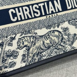 Replica Dior Tote Book White Tiger Leather - ultra-realistic fake designer tote