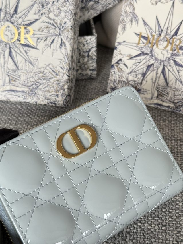 Replica Dior Caro Patent Wallet - near-authentic luxury replica handbag