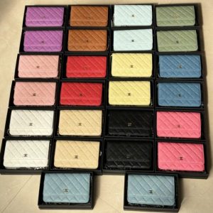 Replica Chanel Woc Chain Wallet - ultra-realistic fake designer tote