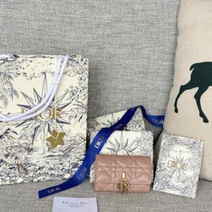 Replica Dior Glycine Wallet - authentic-look luxury purse replica