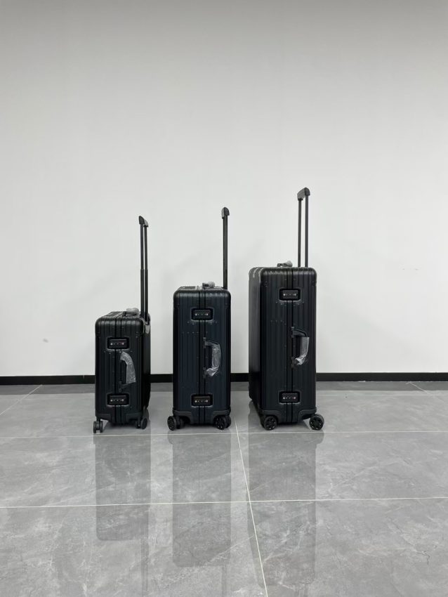 Replica Rimowa Original Suitcase Black - top-tier luxury replica shoulder bag