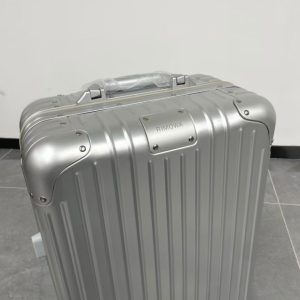 Replica Rimowa Original Suitcase Silver - best-selling designer handbag dupe