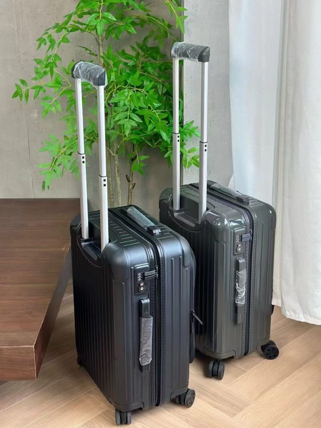 Replica Rimowa Business Suitcase - top-tier luxury replica shoulder bag
