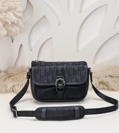 Replica Dior 8 Bag With Strap - authentic-look luxury purse replica
