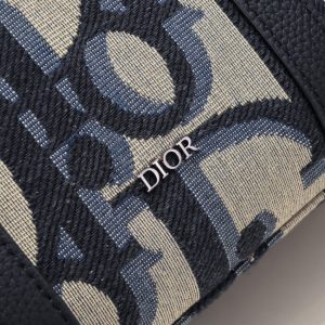Replica Dior Weekender 25 4 Replica Dior Weekender 25 - near-authentic luxury replica handbag