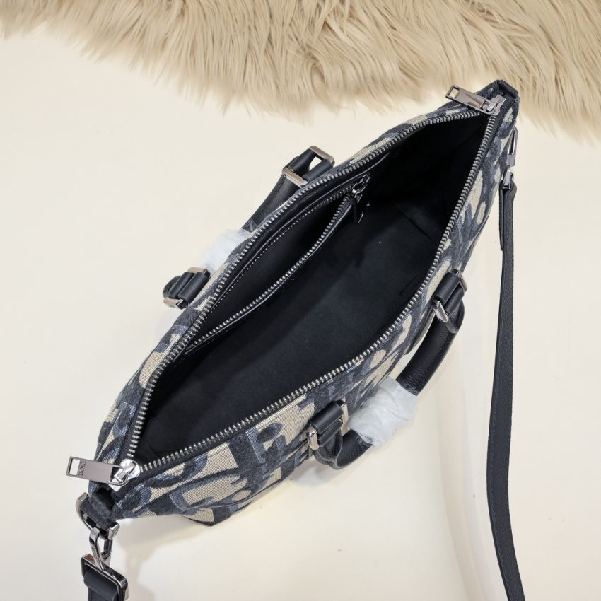 Replica Dior Weekender 25 7 Replica Dior Weekender 25 - ultra-realistic fake designer tote