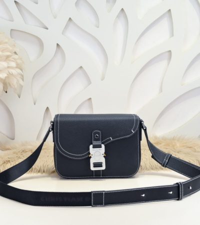 Replica Dior Saddle Messenger Bag Black - authentic-look luxury purse replica