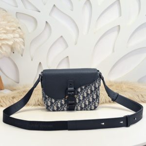Replica Dior Saddle Messenger Bag Oblique - best-selling designer handbag dupe