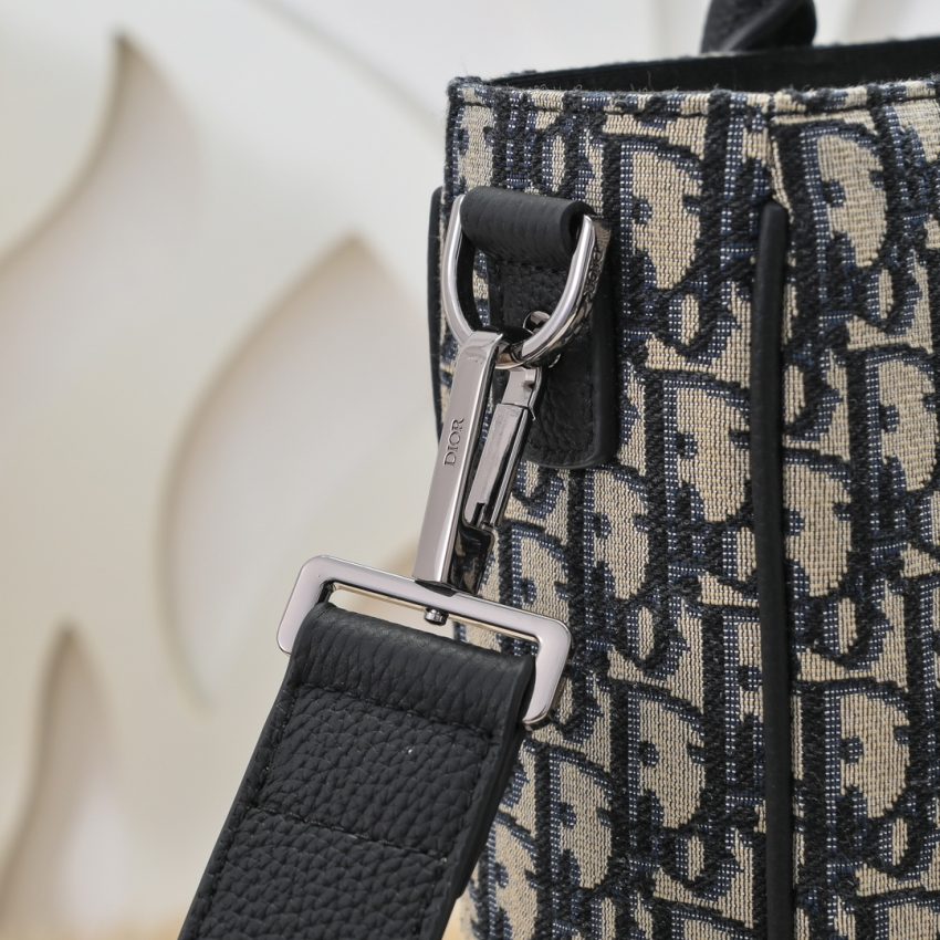 Replica Dior Saddle Shopping Tote Oblique - realistic designer-inspired fake bag