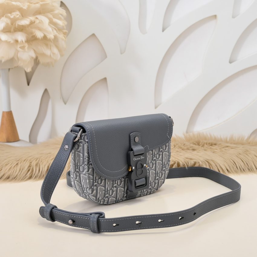 Replica Dior Saddle Messenger Bag Oblique Grey - best-selling designer handbag dupe